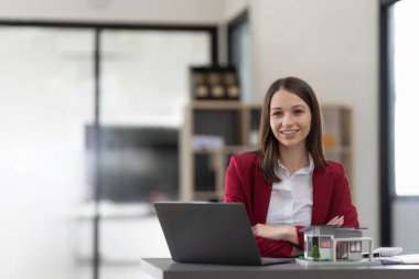 Dlaczego dwie podobne nieruchomości mogą mieć zupełnie inny odbiór na rynku?