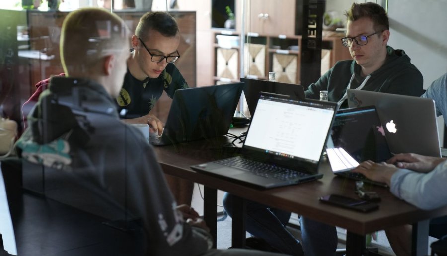 Nie każdy software house ogarnie EdTech. Co naprawdę pokazują projekty Selleo?