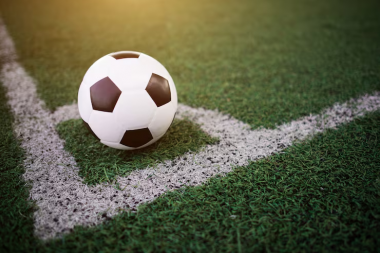 Gdzie śledzić wyniki sportowe drużyn ze śląska? Piłka nożna, żużel i więcej