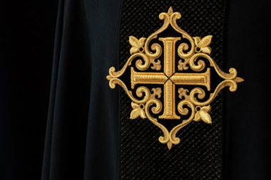 Ornaty na Adwent i Wielki Post: Czas refleksji i pokuty w kolorach liturgicznych