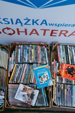 Kup książki, odbierz drzewko