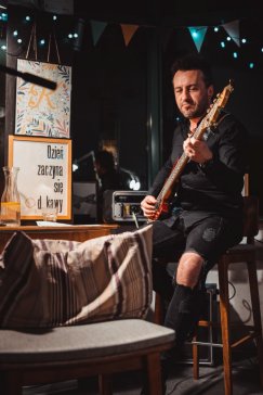 Trzech muzyków świątecznie