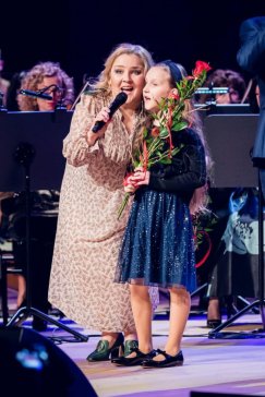 "Last Christmas","Silent Night"...