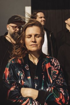 Zainspirowani folkiem, jazzem, rockiem, elektroniką