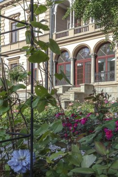 Kuchnia, dźwięki i wspólne wyszywanie