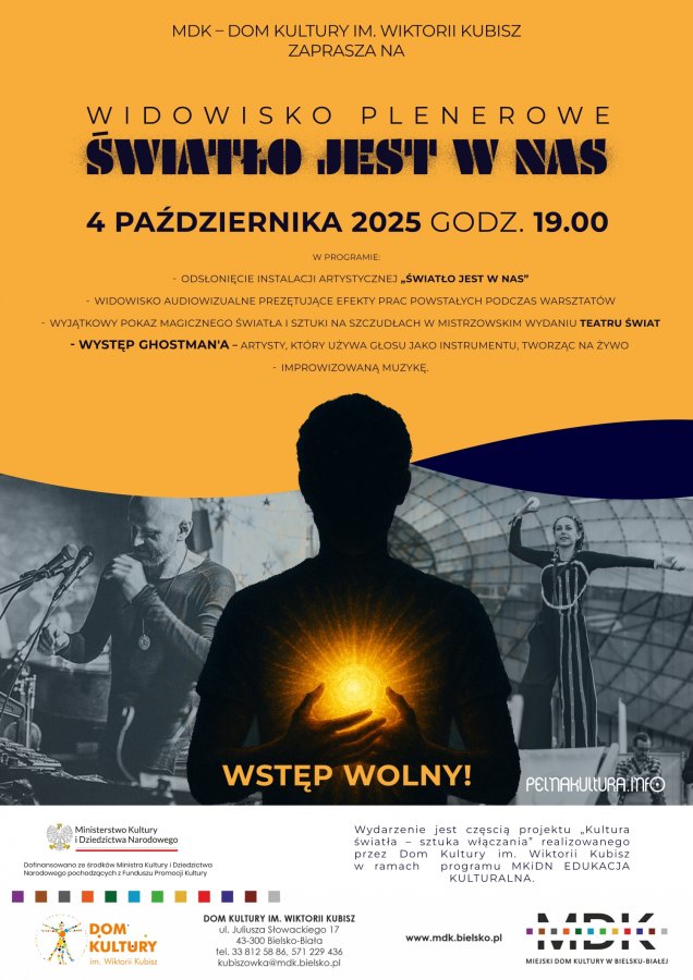 Teatr, światło i... szczudła