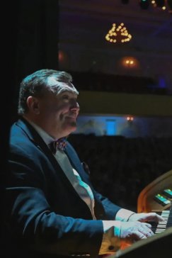 Kino nieme z brzmieniem organów
