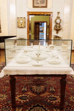Cenna książęca porcelana w bielskim Zamku