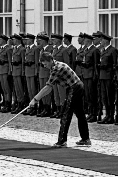 Sytuacje, ludzie, widoczki, czyli fotografie na płocie