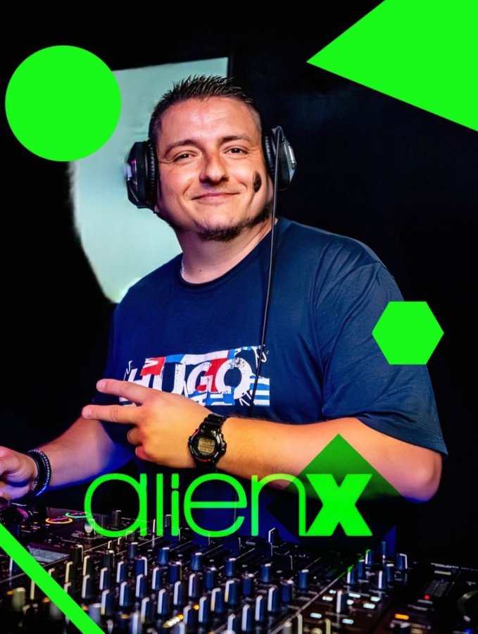 Alien X rozkręci Błonia