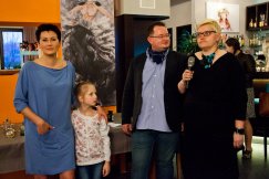 Od lewej: Natasha Pavluchenko, Rafał Małysiak, Anna Klajmon.