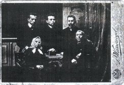Krawiec Jerzy Machalica z żoną Katarzyną i z synami – Karolem, Augustynem i Alojzym.