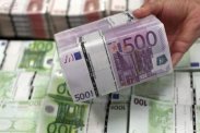 Oferuje kredyty hipoteczne osobom fizycznym