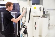 Operator obrabiarek numerycznych CNC