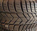 SPRZEDAM NOWE OPONY ZIMOWE Pirelli 235/45/18
