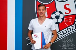 Rosły stoper do defensywy