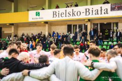 Rekord znów wygrywa! Pół tuzina goli i hat-trick Brazylijczyka na pożegnanie z halą