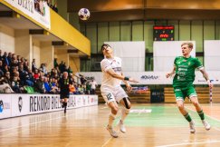 Obrońcy trofeum grają dalej. Po meczu trener nie był w pełni zadowolony z gry