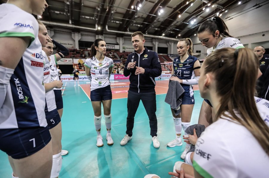 Bardzo szybkie zwycięstwo w Bielsku-Białej. Siatkarki grają dalej w Pucharze Polski