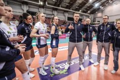 Mistrzynie nie pozostawiły żadnych złudzeń. To już piąta porażka w tym sezonie