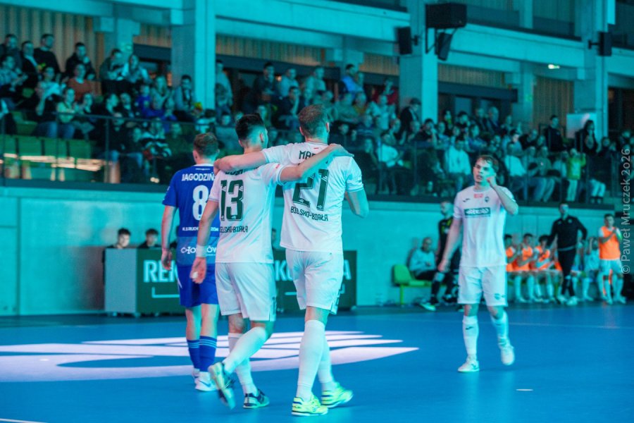 Bramkarz skarcił bramkarza! Niezwykły gol reprezentanta Polski i wysoka wygrana Rekordu