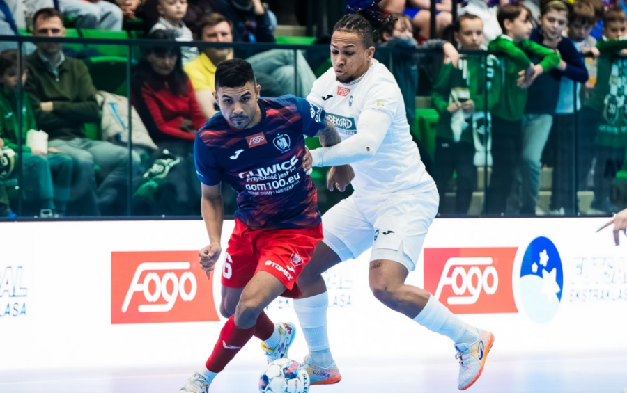 Futsalowy szlagier nie zawiódł kibiców. Rekord dzieli się punktami z mistrzami Polski