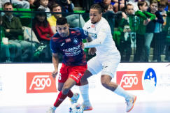 Futsalowy szlagier nie zawiódł kibiców. Rekord dzieli się punktami z mistrzami Polski