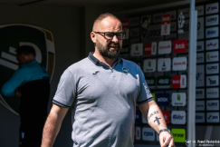 Dwa tygodnie negocjacji zakończonych nową umową. Piotr Tworek zostaje w Rekordzie