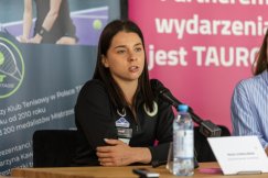 Ktoś podszywa się pod Maję Chwalińską. „Nie zwracajcie uwagi na żadne inne konta”