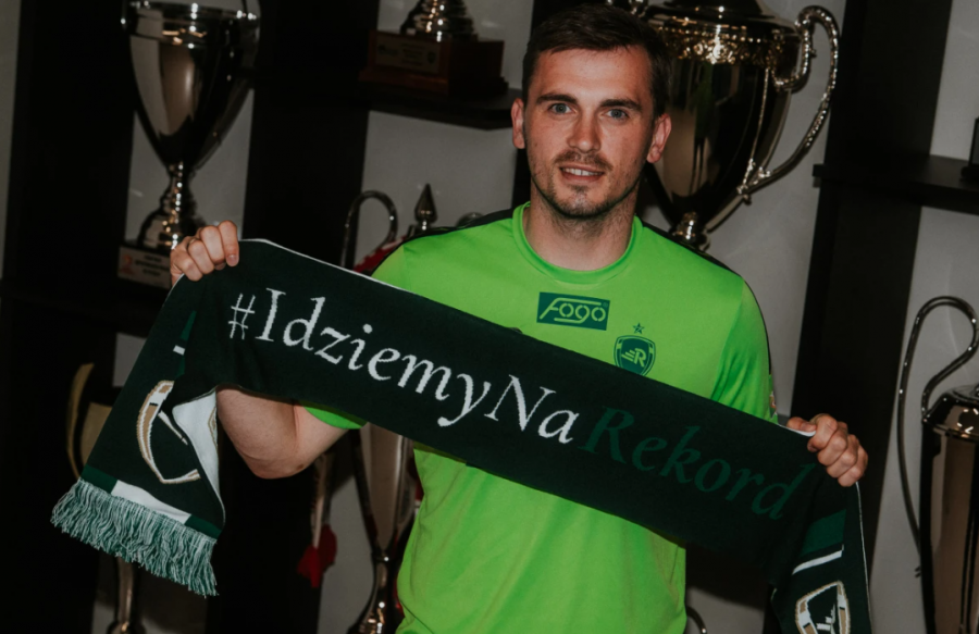 Hit transferowy w Rekordzie. Kapitan ligowego rywala i młody talent wzmacniają bielski klub