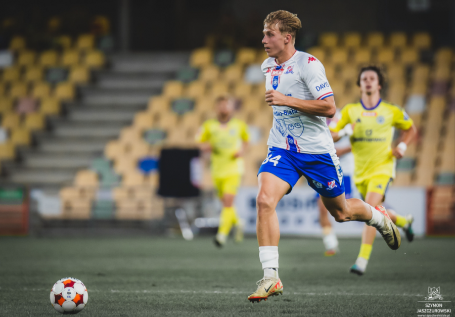 Walczy o debiut w reprezentacji Polski. Wychowanek bielskiego klubu czeka na mecze Elite League