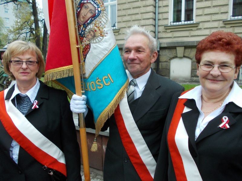 Patriotycznie przed ratuszem