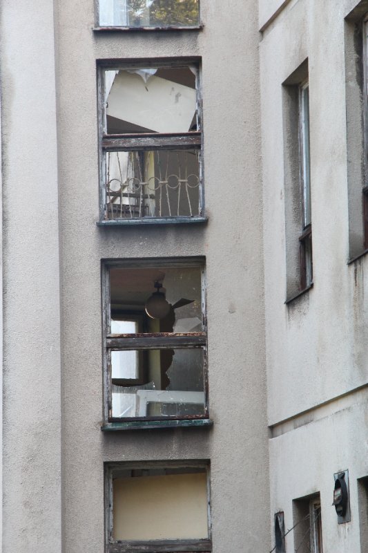 Szpital wyprzedaje srebra
