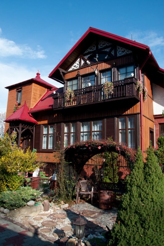 Las pełen artystów