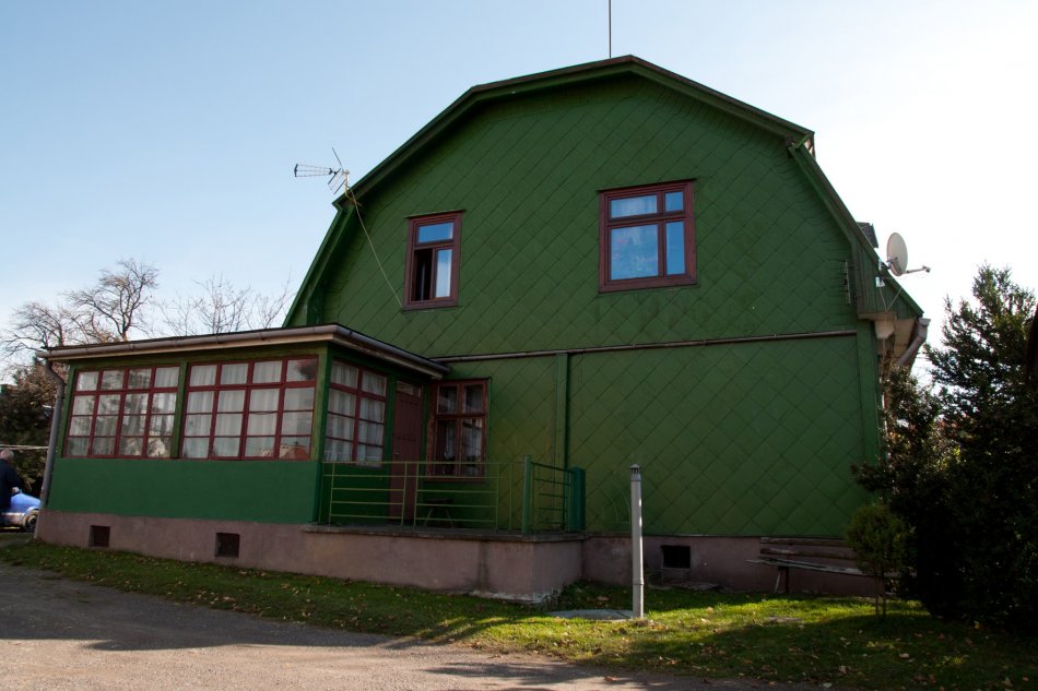 Las pełen artystów