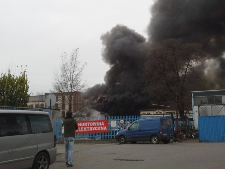 Pilne: wielki dym koło Pomarańczy