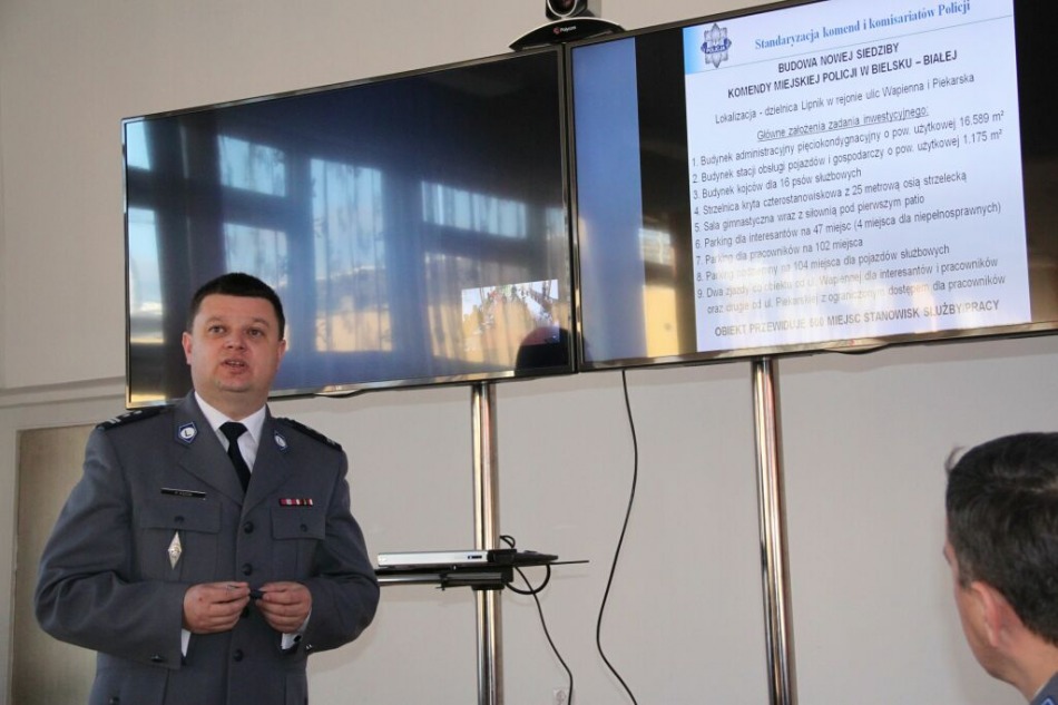 Policja tańsza i lepsza?
