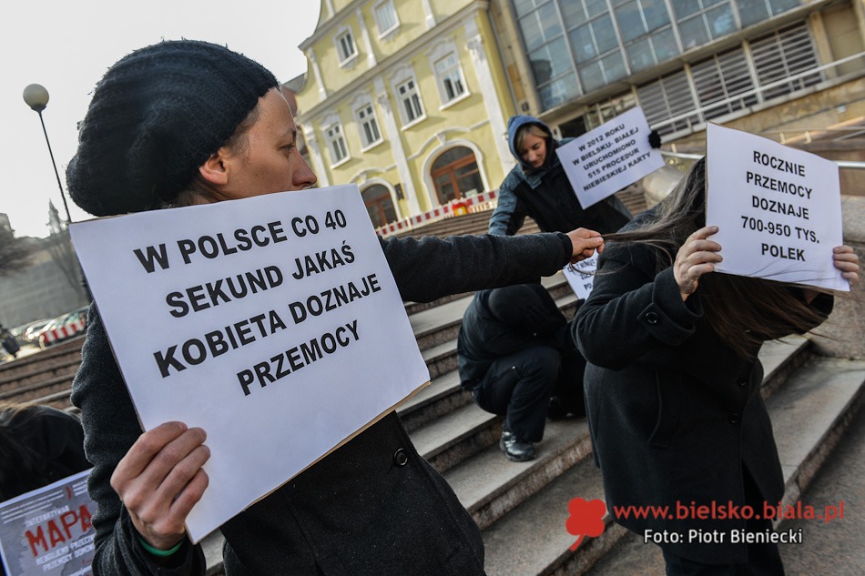 Krótki spektakl o przemocy - foto