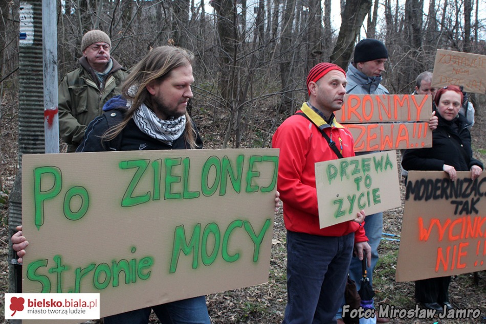 Protest na Bulwarach Straceńskich - foto