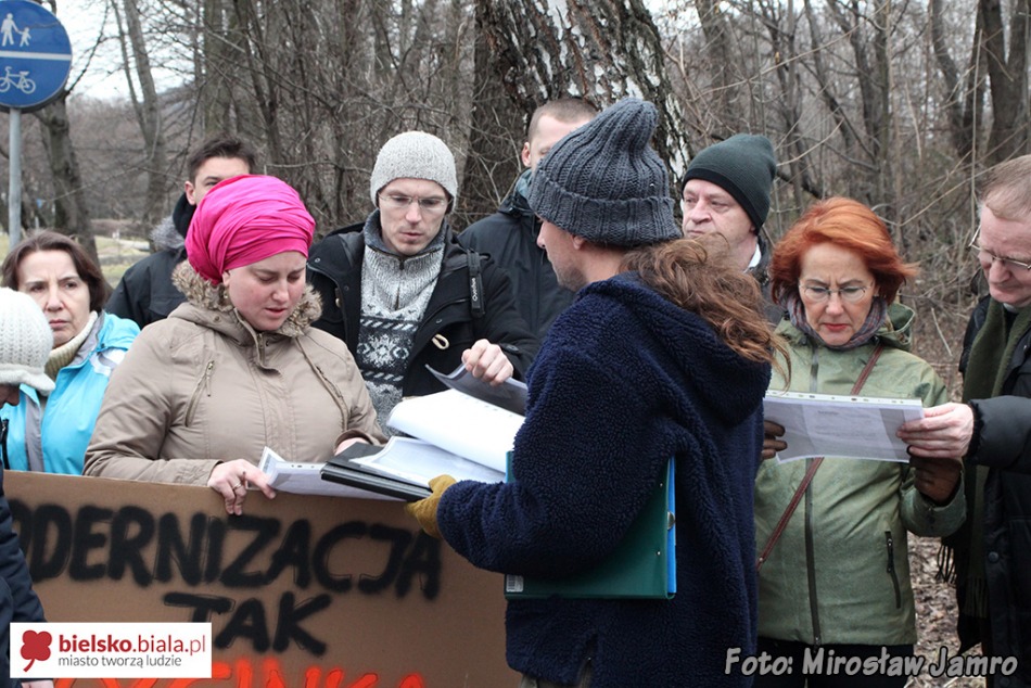 Protest na Bulwarach Straceńskich - foto