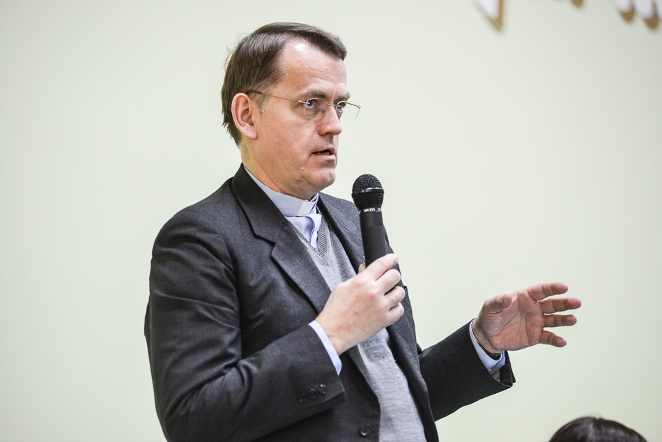 Ksiądz Oko o gender - foto