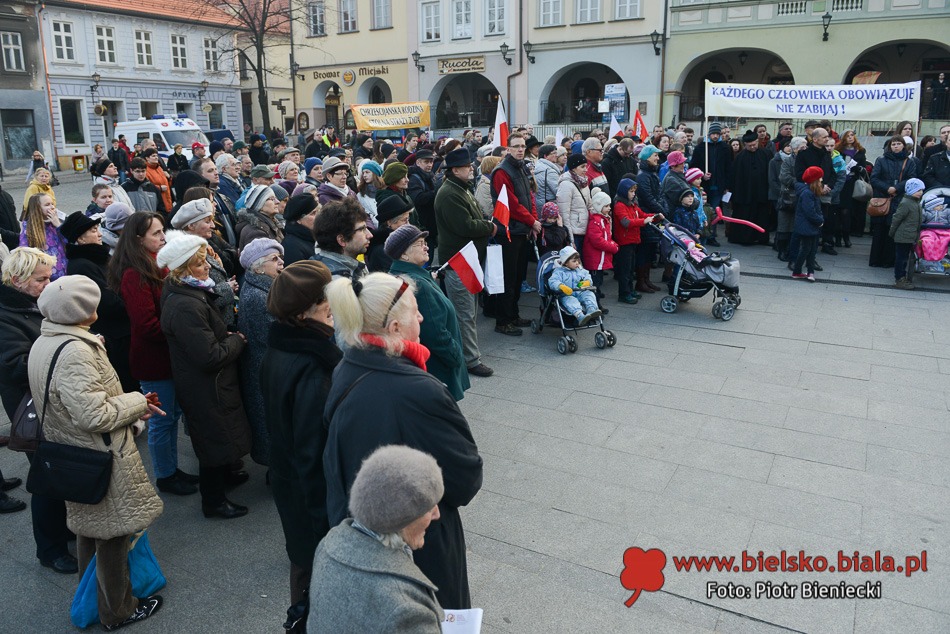 Przeciwko aborcji w Dniu Kobiet - foto