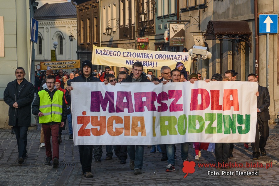 Przeciwko aborcji w Dniu Kobiet - foto