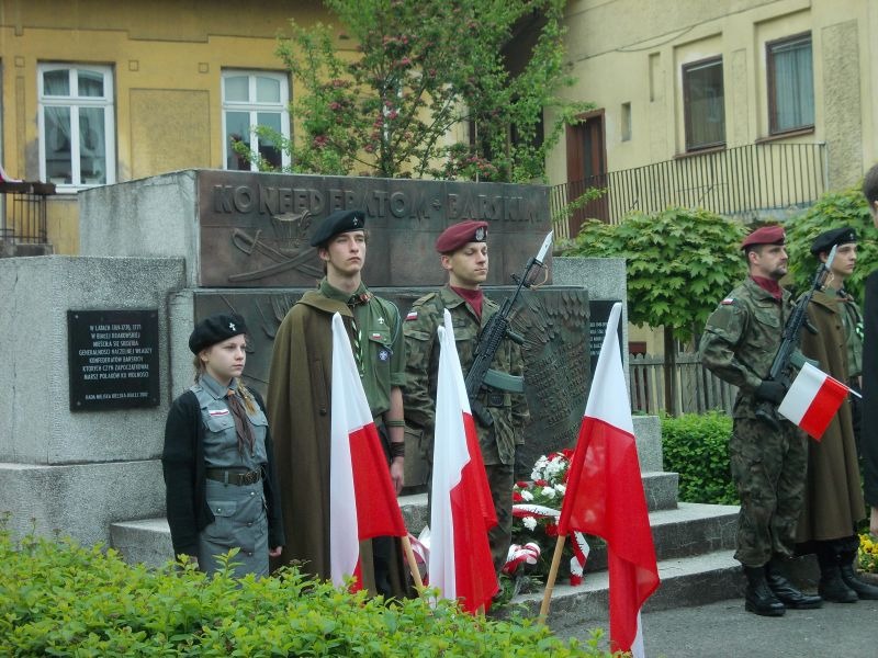 Uroczyście przed ratuszem - galeria