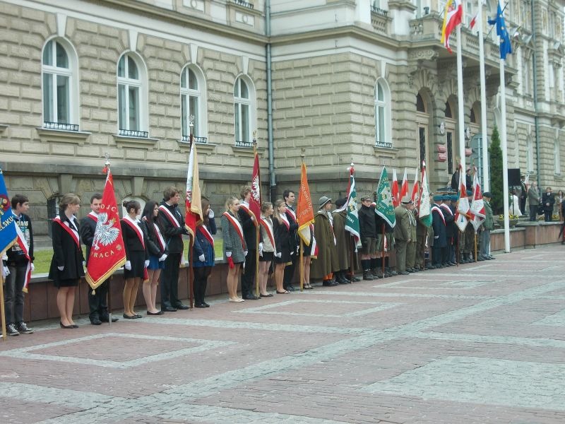 Uroczyście przed ratuszem - galeria
