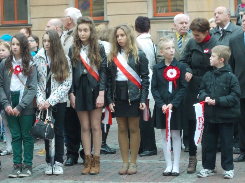 Uroczyście przed ratuszem - galeria