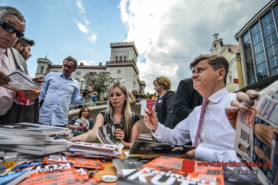 Rośnie temperatura przed wyborami - foto