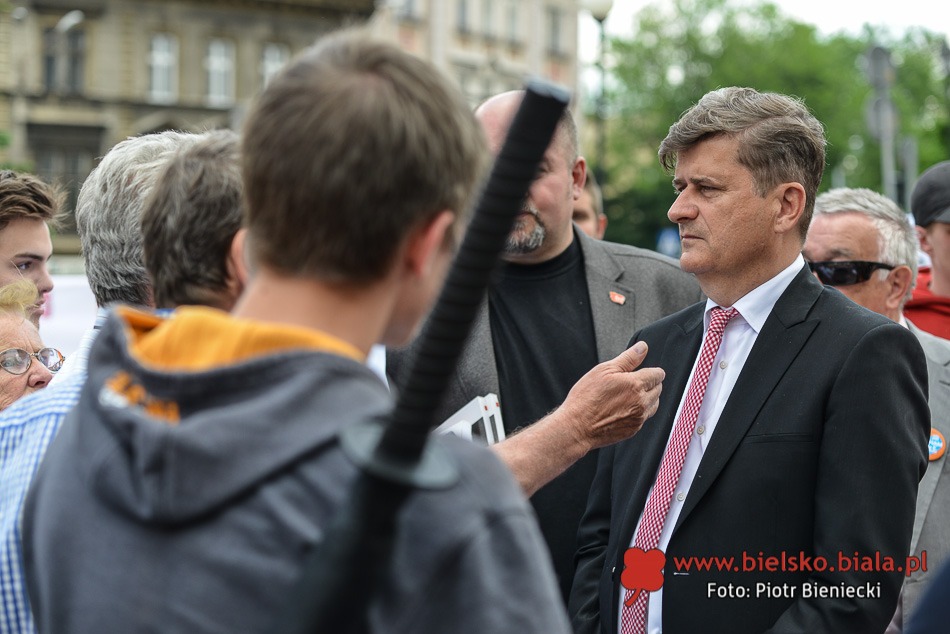 Rośnie temperatura przed wyborami - foto