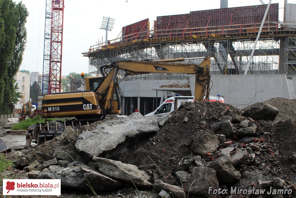 Wypadek na stadionie miejskim -  foto