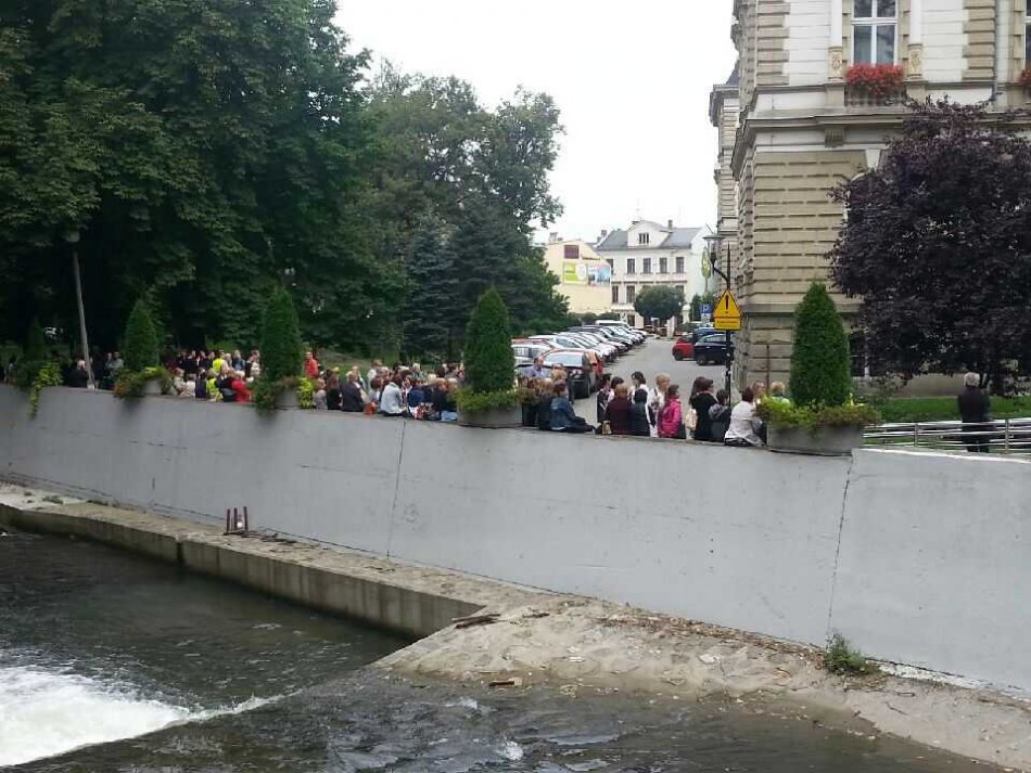 Ewakuacja bielskiego ratusza - foto